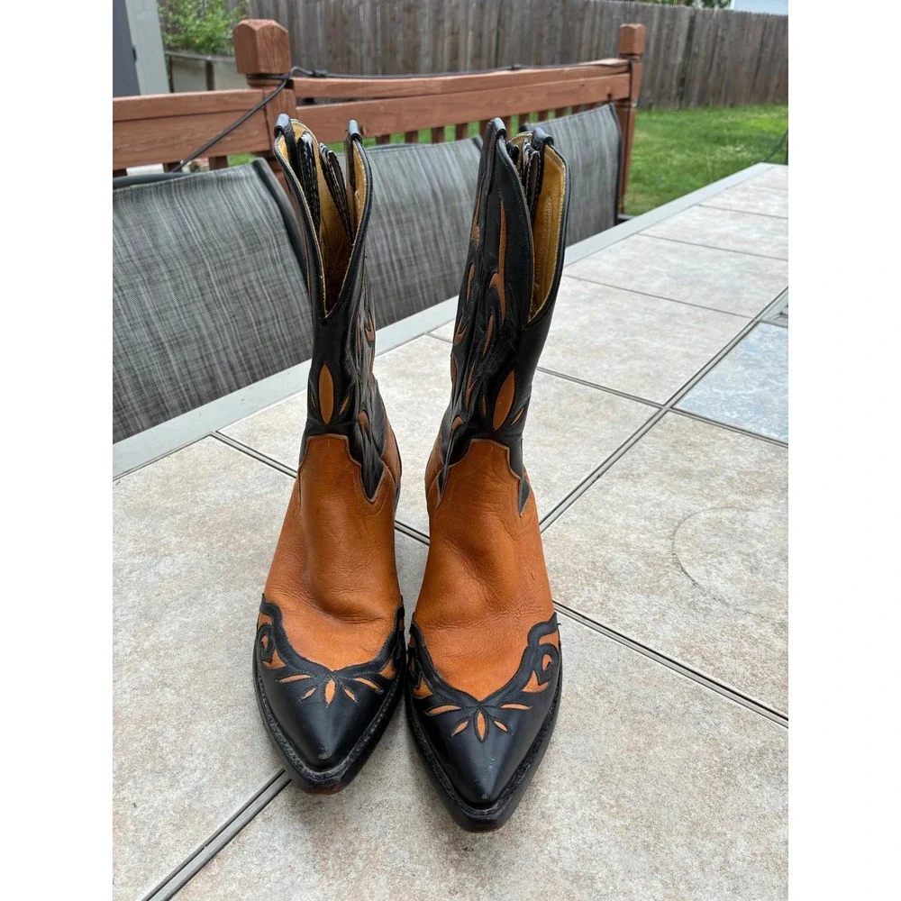 Stunning Handmade leather Cowboy Boots by The Stallion Boot & Belt Co.